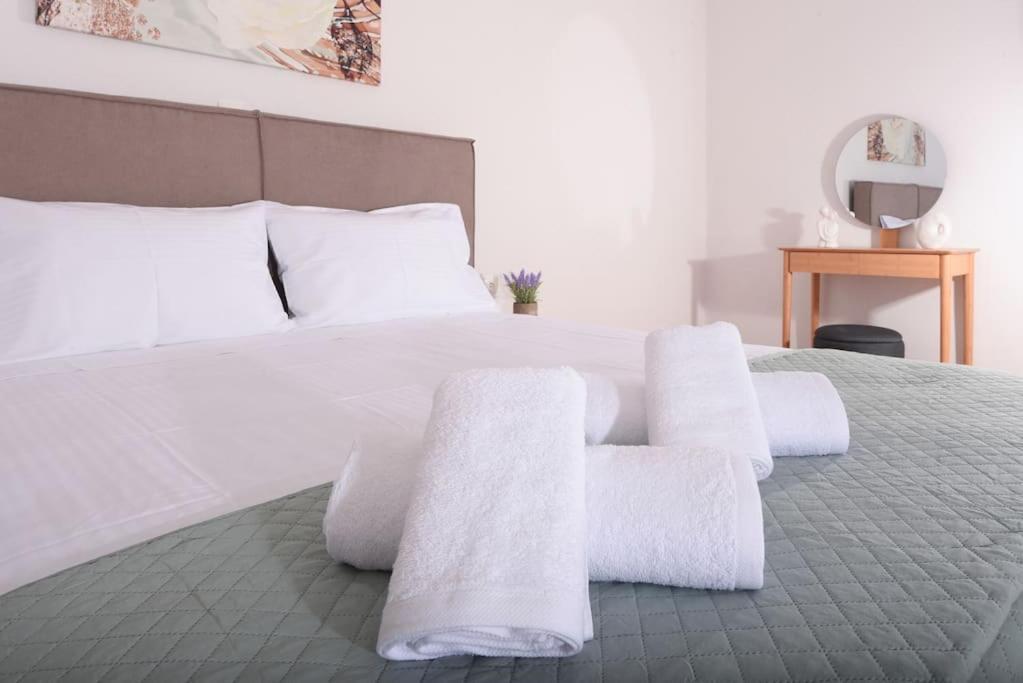 Marie'S Luxury City Center Apartment Ираклион Экстерьер фото